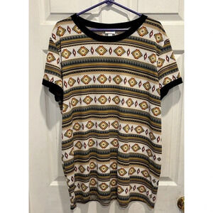 LulaRoe Womens Top sz 2XL Orange Yellow Aztec Short‎ Sleeve Crew Neck Stretch